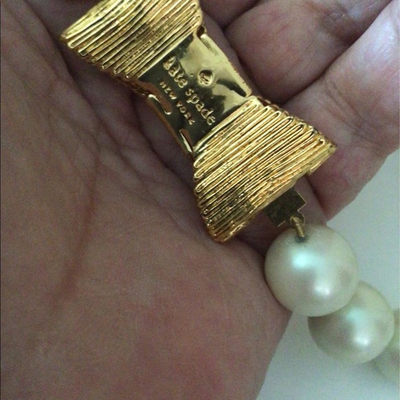 SOLD. Kate spade ♠️ Pearl/Golden Necklace NWT. SOLD. - Picture 13 of 16